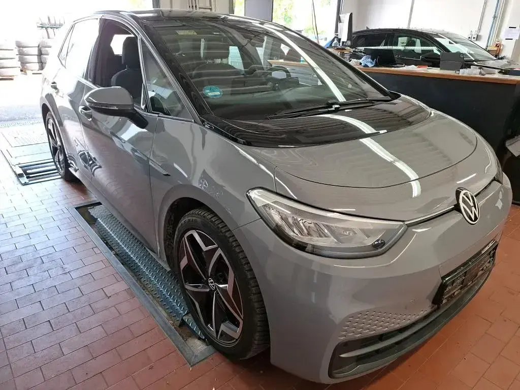 Gebraucht VW ID.3 Pro Performance 150 kW (204 PS) 2023 Grau Kleinwagen