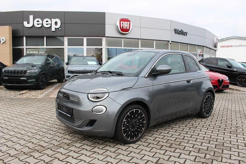 Grigio hts Gebraucht 2023 Fiat 500e La Prima Kleinwagen | 21.900 € (Fairer Preis) - Bild 1/4