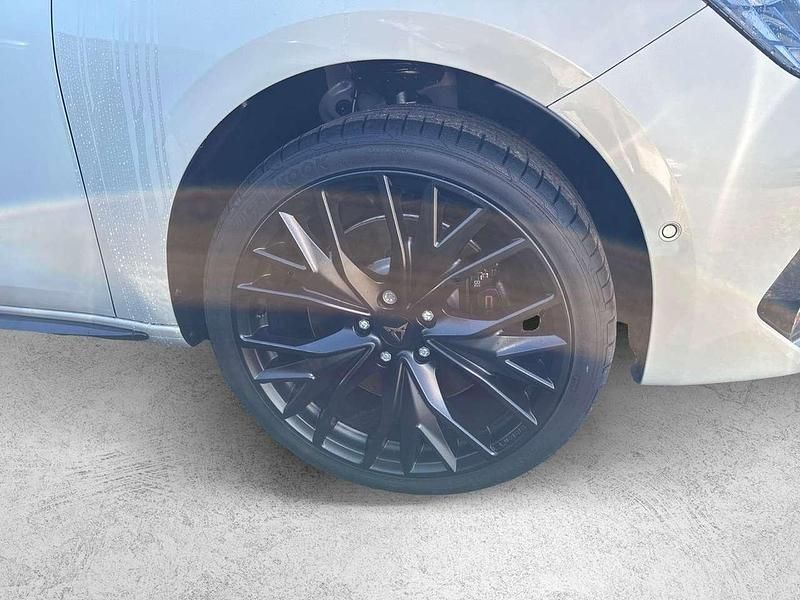 Neu Cupra Leon VZ2 272 PS (200 kW) 2025 Grau Kombi