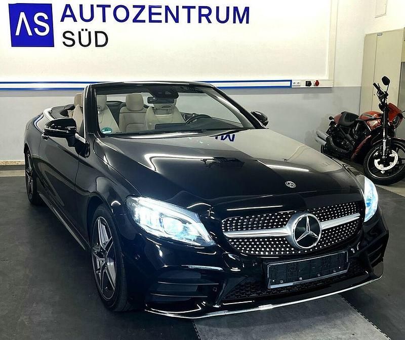 Gebraucht Mercedes C300 AMG line 258 PS (189 kW) 2020 Schwarz Cabrio