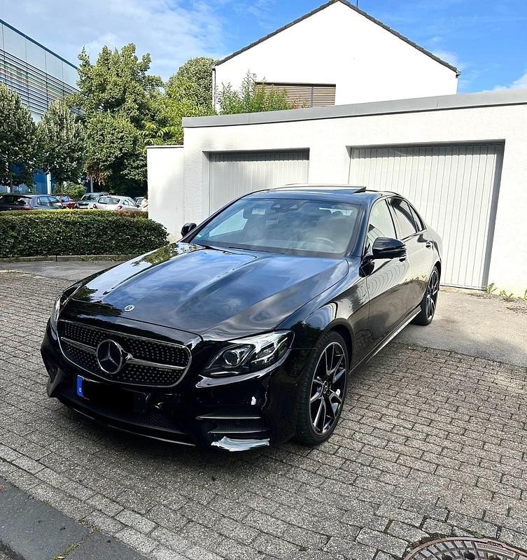Schwarz Gebraucht 2019 Mercedes E53 AMG AMG Limousine | 38.500 € (Fairer Preis) - Bild 1/4