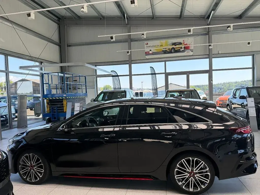 Gebraucht Kia ProCeed GT GT 204 PS (150 kW) 2019 Schwarz Kleinwagen