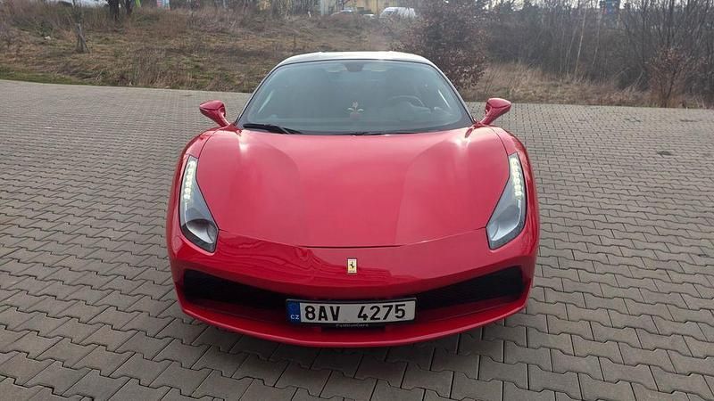 Gebraucht Ferrari 488 669 PS (492 kW) 2016 Rot