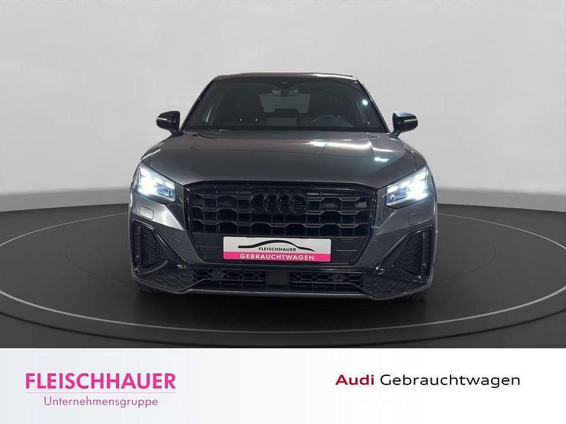 Gebraucht Audi Q2 S-Line 150 PS (110 kW) 2021 Grau SUV