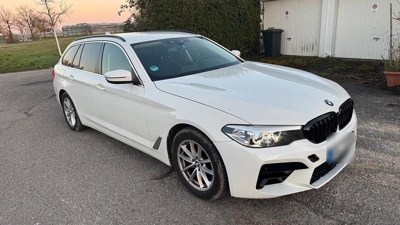 Gebraucht BMW 520 190 PS (139 kW) 2018 Weiß Kombi