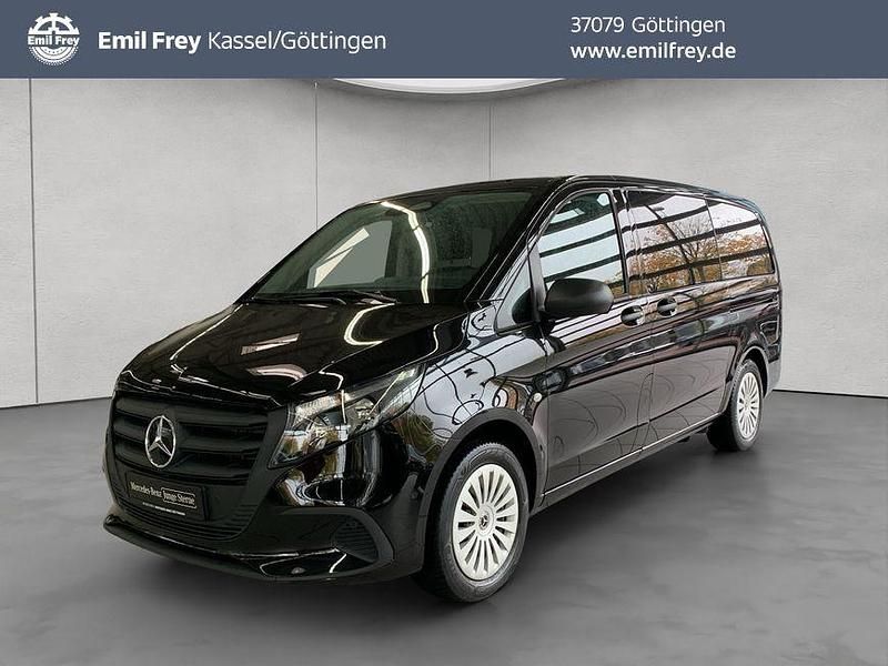 Schwarz Gebraucht 2024 Mercedes Vito Kombi | 49.290 € - Bild 1/4