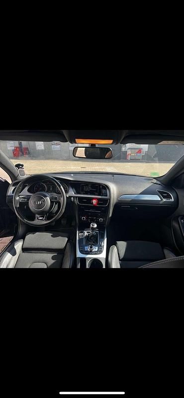 Gebraucht Audi A4 177 PS (130 kW) 2015 Schwarz Limousine