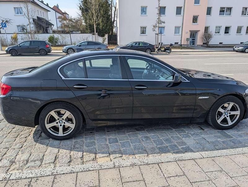 Gebraucht BMW 520 184 PS (135 kW) 2011 Limousine