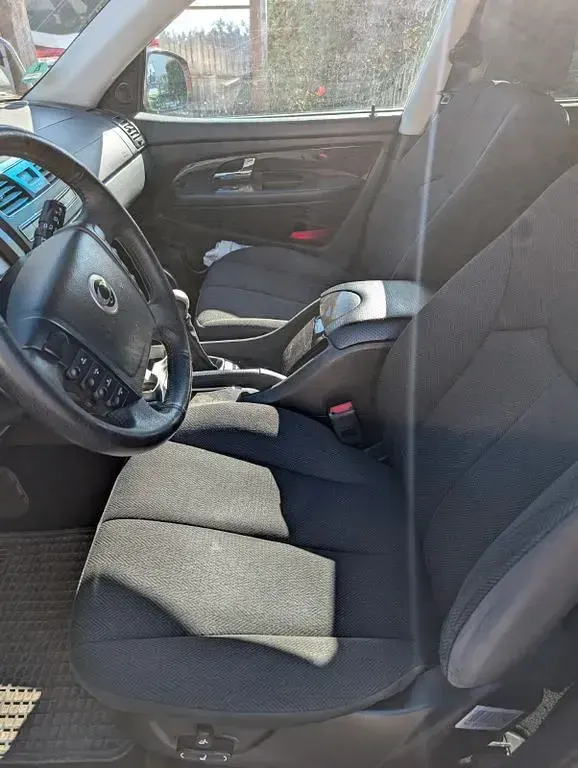 Usata SsangYong Rexton 155 CV (114 kW) 2013 Marrone SUV