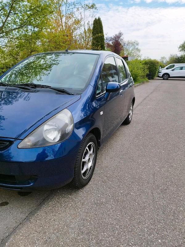 Second-hand Honda Jazz 2004 Hatchback