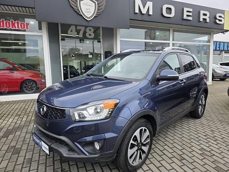 Blau Gebraucht 2014 Ssangyong (KGM) Korando Crystal SUV | 6.900 € (Teuer) - Bild 1/4
