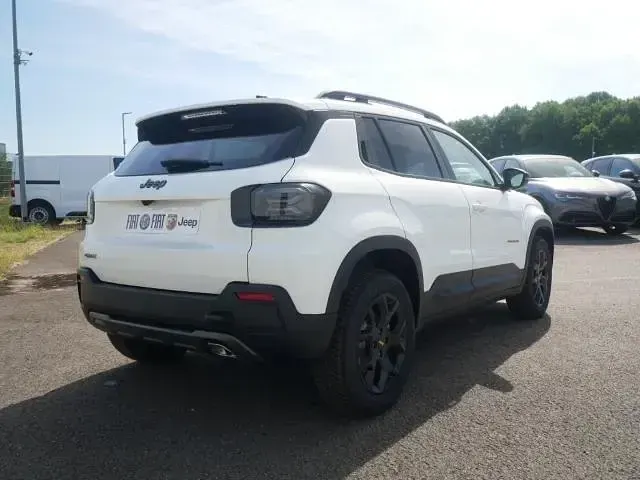 Neu Jeep Avenger North 145 PS (106 kW) 2026 Snow white (weiss) SUV