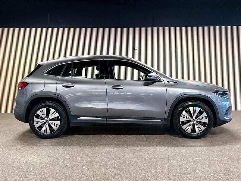 Gebraucht Mercedes EQA250 Progressive 139 kW (190 PS) 2022 Grau SUV