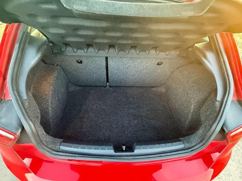 Gebraucht Seat Ibiza 105 PS (77 kW) 2014 Rot Limousine