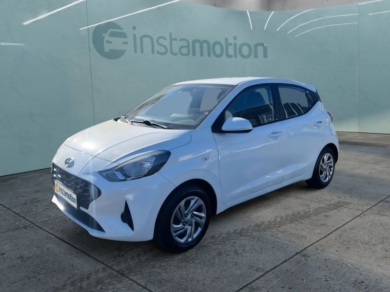 Gebraucht Hyundai i10 Select 67 PS (49 kW) 2022 Weiß Kleinwagen
