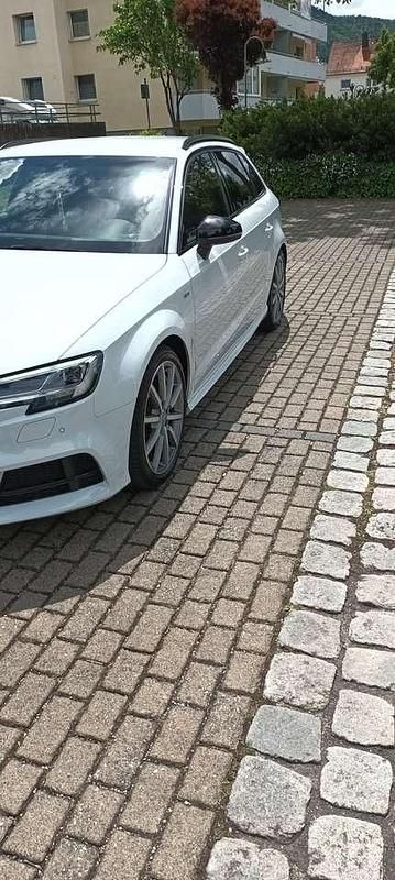 Weiß Gebraucht 2019 Audi A3 S-Line Kombi | 21.500 € (Fairer Preis) - Bild 1/4