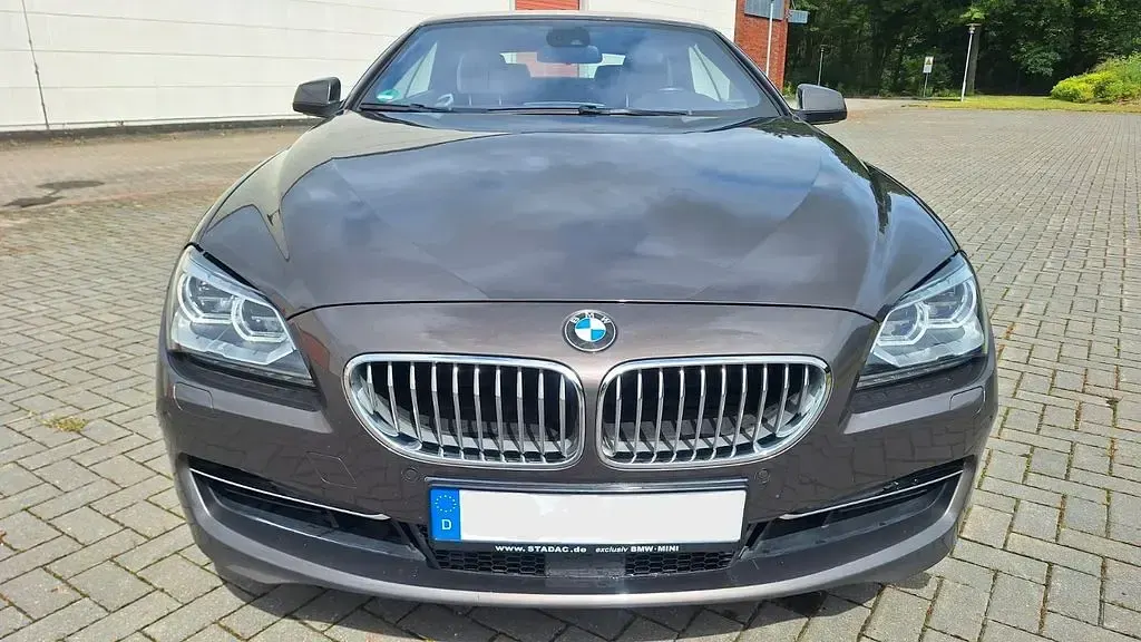 Gebraucht BMW 650 Cabriolet 449 PS (330 kW) 2012 Braun Cabrio
