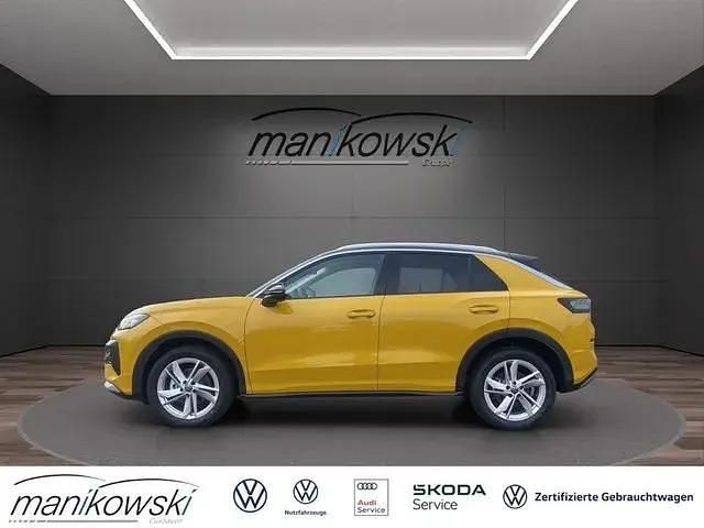 Neu VW T-Roc Style 116 PS (85 kW) 2026 Gelb SUV