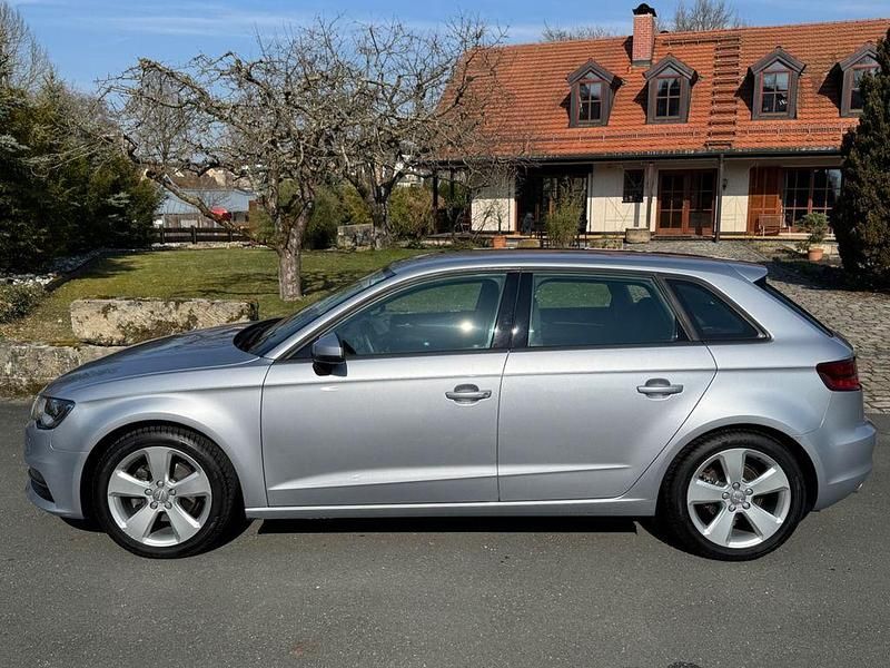 Gebraucht Audi A3 Ambition 150 PS (110 kW) 2015 Silber Limousine