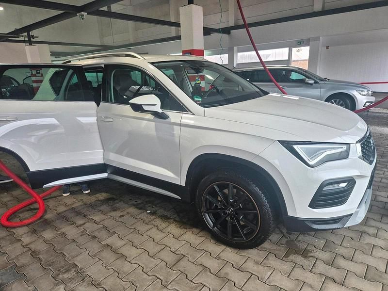 Gebraucht Seat Ateca 150 PS (110 kW) 2021 Weiß SUV