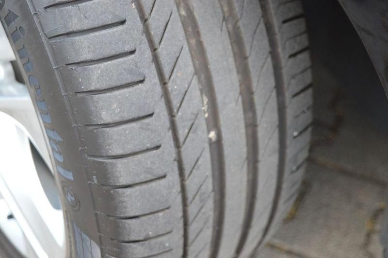 Gebraucht Mercedes E200 184 PS (135 kW) 2011 Schwarz Limousine