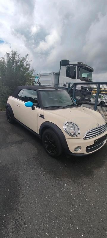 Weiß Gebraucht 2012 Mini Cooper Cabriolet Cabrio | 7.900 € (Fairer Preis) - Bild 1/4