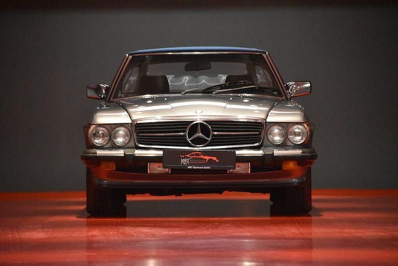 Gebraucht Mercedes 560 231 PS (169 kW) 1987 Grau Cabrio