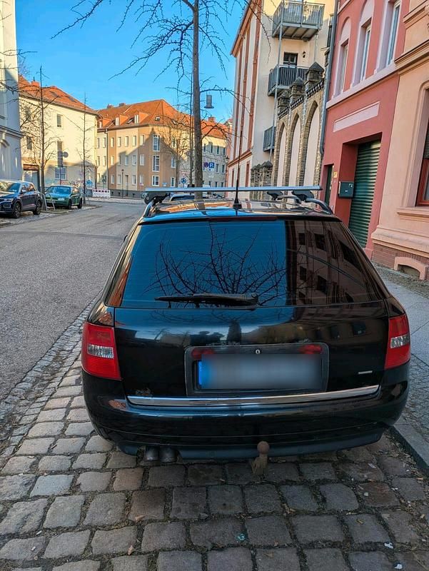 Gebraucht Audi A6 180 PS (132 kW) 2004 Schwarz Kombi