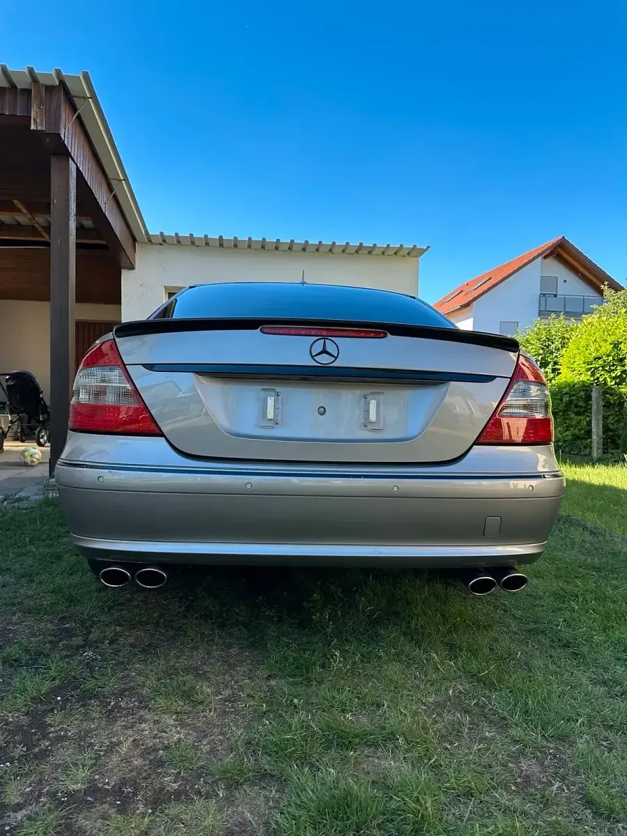 Gebraucht Mercedes E350 273 PS (200 kW) 2007 Andere farben Limousine