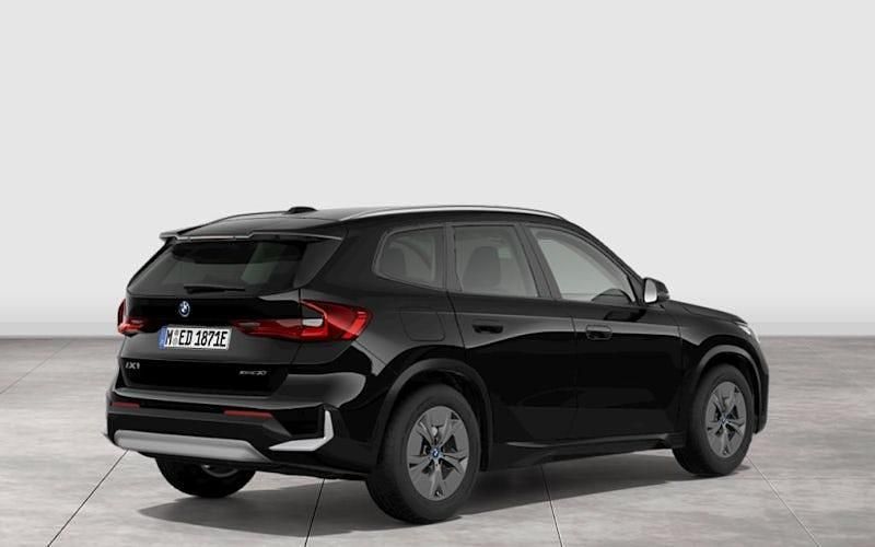 Gebraucht BMW iX1 Performance 230 kW (313 PS) 2023 Schwarz SUV