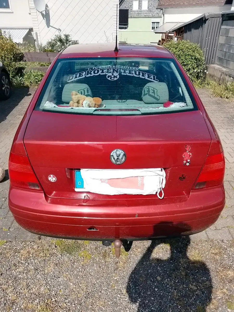 Brugt VW Bora 85 HK (62 kW) 1999 Rød Sedan