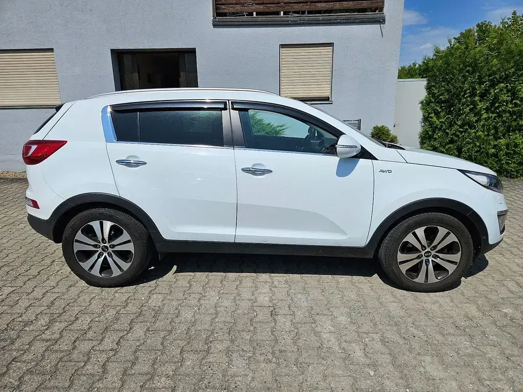 Gebraucht Kia Sportage Spirit 184 PS (135 kW) 2013 Weiß SUV