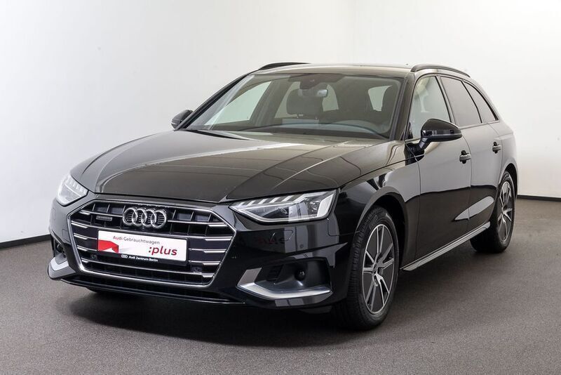 Gebraucht Audi A4 Ambiente 204 PS (150 kW) 2022 Brillantschwarz Kombi
