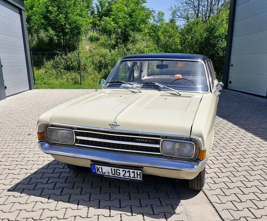 Gebraucht Opel Rekord 90 PS (66 kW) 1971 Beige Limousine