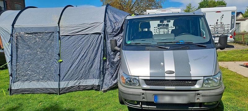 Silber Gebraucht 2025 Ford Transit Van | 7.900 € - Bild 1/4