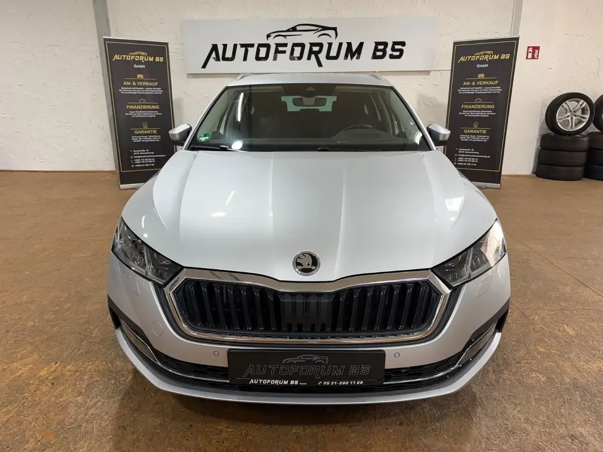 Gebraucht Skoda Octavia Style 150 PS (110 kW) 2022 Silber Kombi