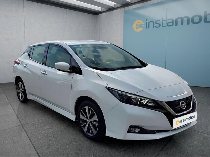 Gebraucht Nissan Leaf 110 kW (150 PS) 2021 Weiß Kleinwagen