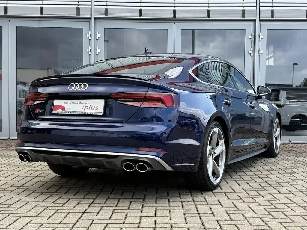 Gebraucht Audi S5 Sportback Ambiente 354 PS (260 kW) 2018 Blau metallic Kleinwagen