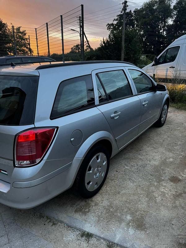 Gebraucht Opel Astra 2006 Silber Kombi