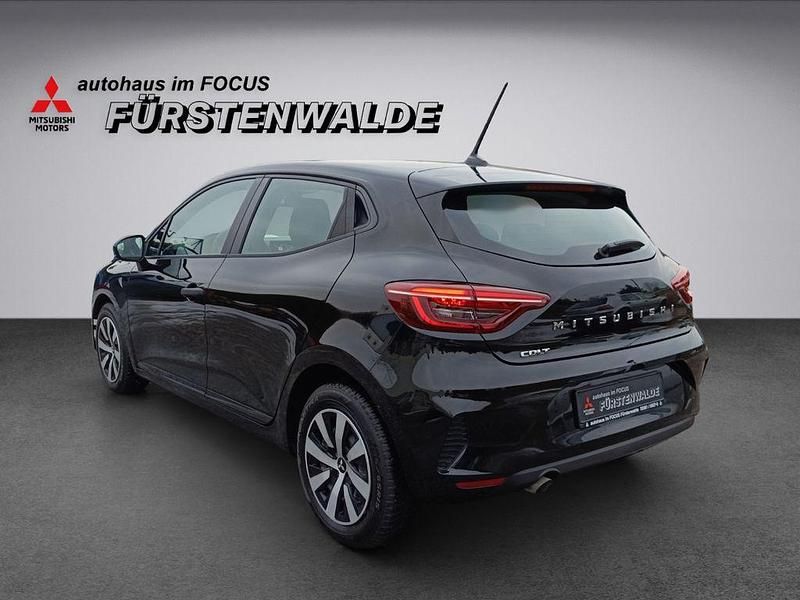 Gebraucht Mitsubishi Colt 67 PS (49 kW) 2024 Schwarz Kleinwagen