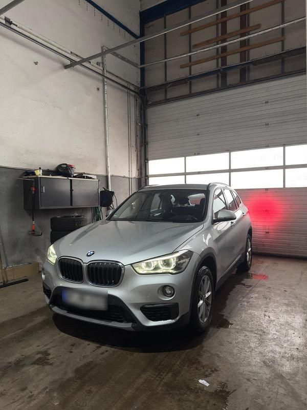 Gebraucht BMW X1 150 PS (110 kW) 2015 Silber SUV
