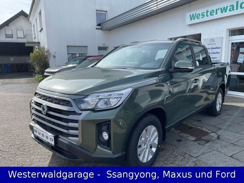 Amazonia green metallic Neu 2024 Ssangyong Musso Quartz SUV | 39.950 € (Etwas zu teuer) - Bild 1/4