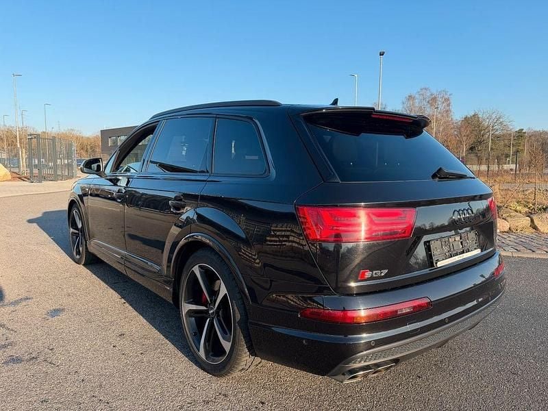 Gebraucht Audi SQ7 Sport 435 PS (319 kW) 2017 Schwarz SUV