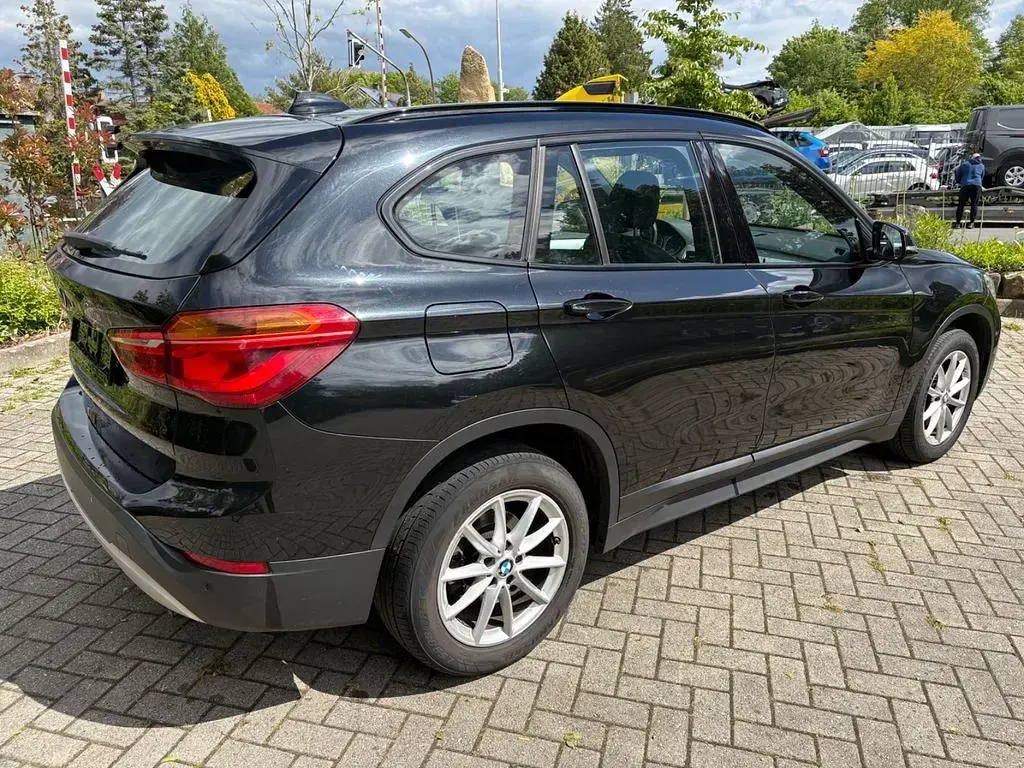 Gebraucht BMW X1 Performance 140 PS (102 kW) 2017 Schwarz SUV