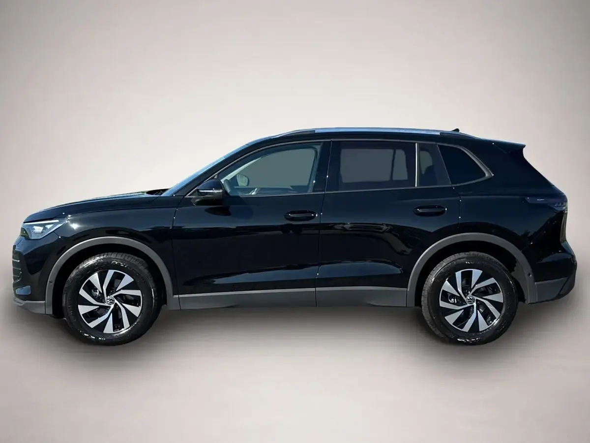 Neu VW Tiguan Life 150 PS (110 kW) 2026 Grenadillschwarz SUV