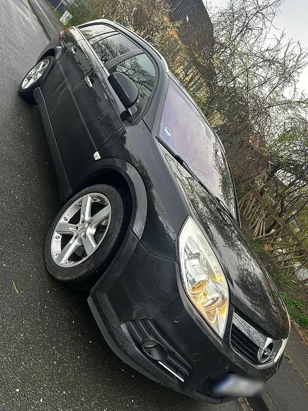 Gebraucht Opel Vectra 150 PS (110 kW) 2008 Schwarz Kombi