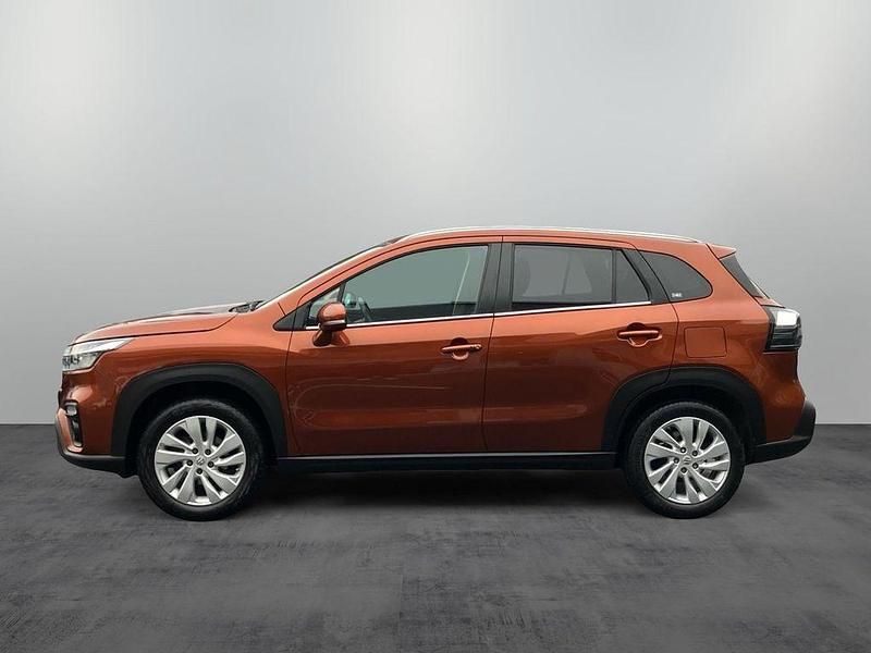 Gebraucht Suzuki SX4 120 PS (88 kW) 2022 Braun metallic SUV