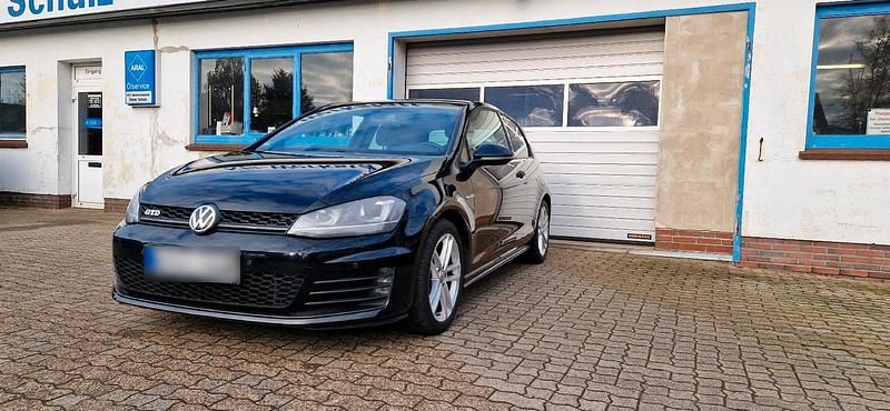 Gebraucht VW Golf VII GTD 183 PS (134 kW) 2014 Schwarz Kleinwagen