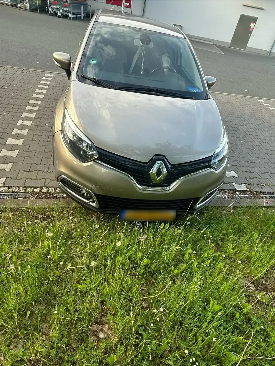 Gebraucht Renault Captur 120 PS (88 kW) 2015 Braun SUV