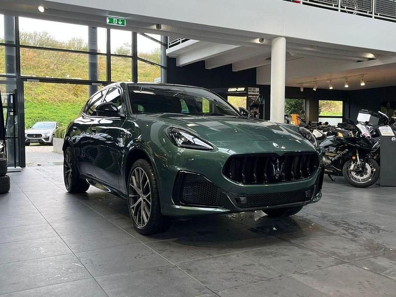 Neu Maserati Grecale 530 PS (389 kW) 2025 Grün SUV